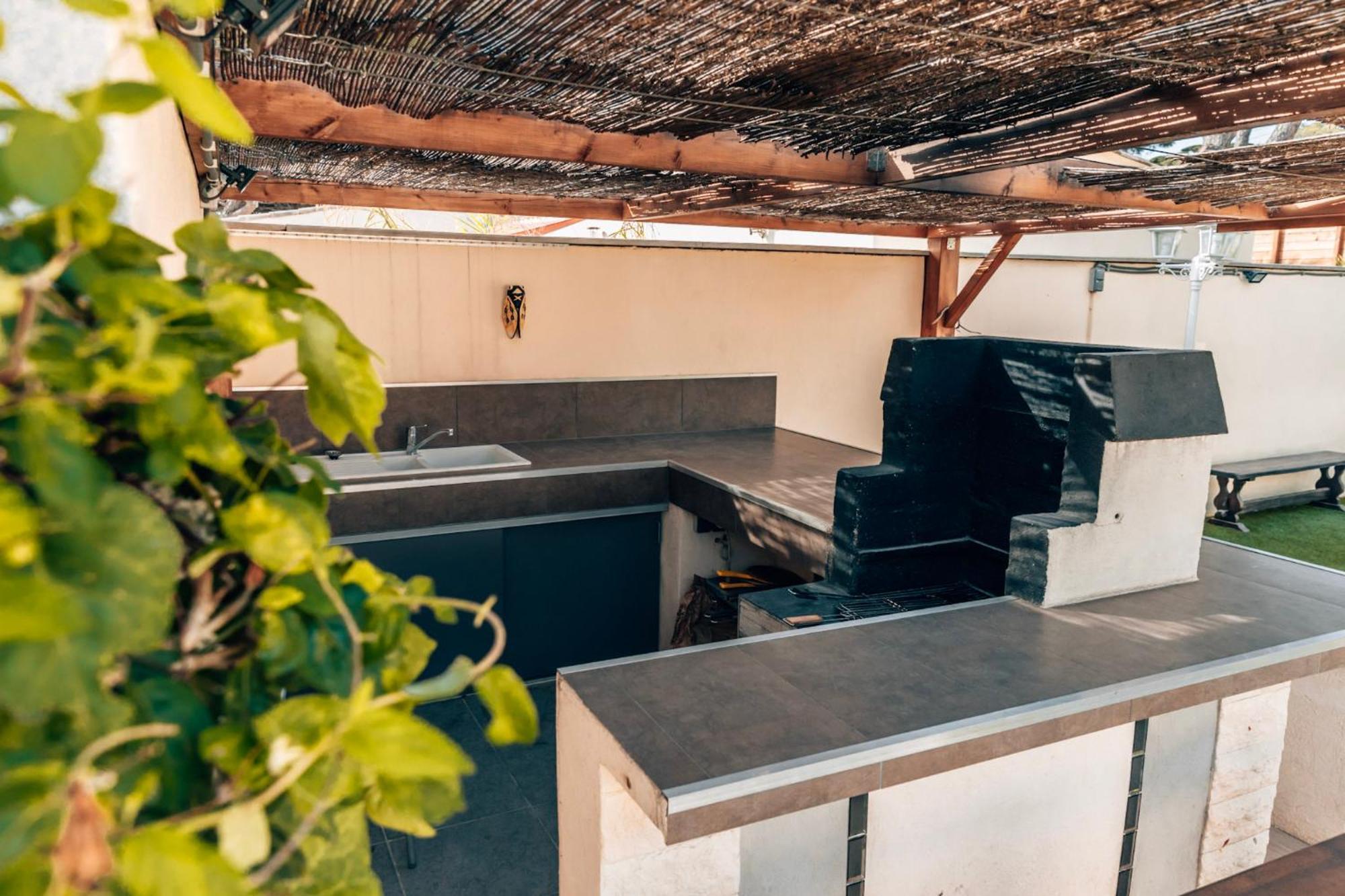 Reve D'Azur, 2 Chambres, Maison Julia En Bord De Mer A La Nartelle, Piscine Partagee, Parking & Terrasse Bbq, Wifi Et Draps Inclus Plage A Pied Сент-Максім Екстер'єр фото