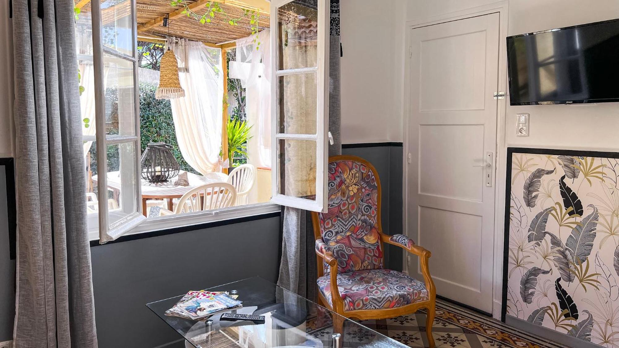 Reve D'Azur, 2 Chambres, Maison Julia En Bord De Mer A La Nartelle, Piscine Partagee, Parking & Terrasse Bbq, Wifi Et Draps Inclus Plage A Pied Сент-Максім Екстер'єр фото